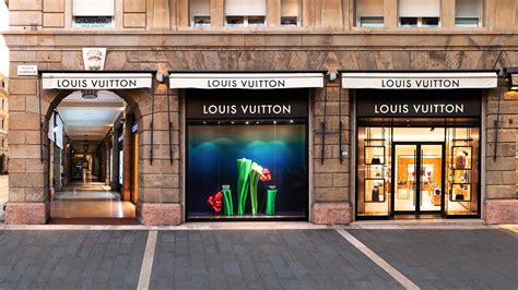 louis vuitton a padova|Find Louis Vuitton Stores in Italy .